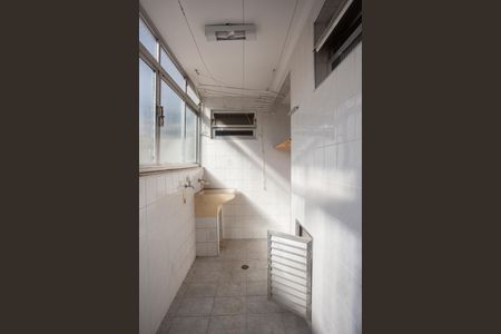 Apartamento à venda com 98m², 3 quartos e sem vagaÁrea de Serviço