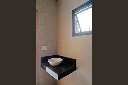 Casa à venda com 189m², 3 quartos e 4 vagasBanheiro de Serviço