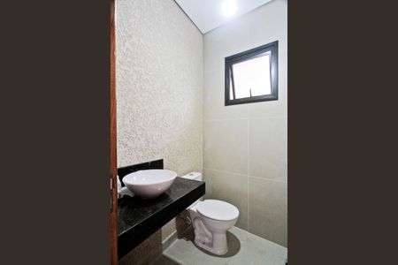 Casa à venda com 192m², 3 quartos e 4 vagasÁrea externa - lavabo