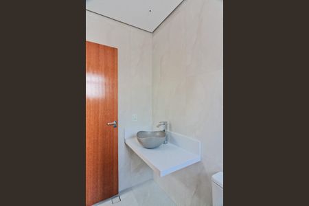 Casa à venda com 192m², 3 quartos e 4 vagasBanheiro da Suíte