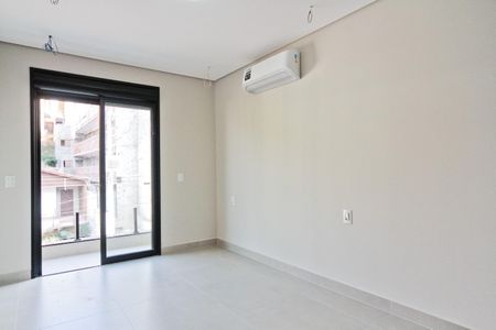 Casa à venda com 192m², 3 quartos e 4 vagasSuíte