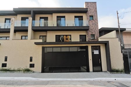 Casa à venda com 192m², 3 quartos e 4 vagasFachada