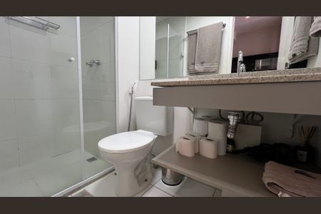 Studio à venda com 24m², 1 quarto e 1 vaga Studio à venda com 24m², 1 quarto e 1 vagaBanheiro