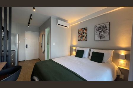 Studio à venda com 24m², 1 quarto e 1 vaga Studio à venda com 24m², 1 quarto e 1 vagaStudio