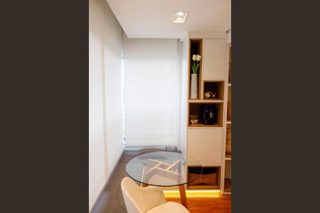 Apartamento à venda com 67m², 2 quartos e 1 vaga Apartamento à venda com 67m², 2 quartos e 1 vagaSacada