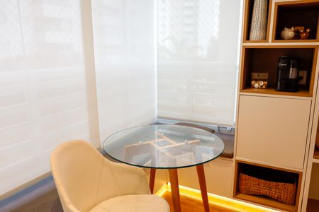 Apartamento à venda com 67m², 2 quartos e 1 vaga Apartamento à venda com 67m², 2 quartos e 1 vagaSacada