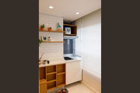 Apartamento à venda com 67m², 2 quartos e 1 vaga Apartamento à venda com 67m², 2 quartos e 1 vagaSacada