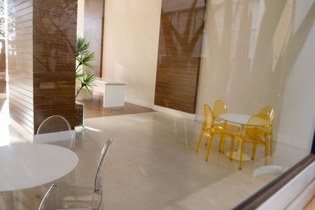 Apartamento à venda com 67m², 2 quartos e 1 vaga Apartamento à venda com 67m², 2 quartos e 1 vagaÁrea comum - Salão de festas