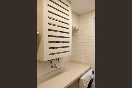 Apartamento à venda com 67m², 2 quartos e 1 vaga Apartamento à venda com 67m², 2 quartos e 1 vagaLavanderia