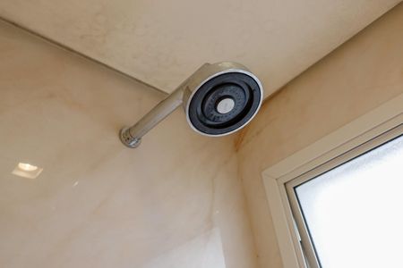 Apartamento à venda com 67m², 2 quartos e 1 vaga Apartamento à venda com 67m², 2 quartos e 1 vagaBanheiro da Suíte