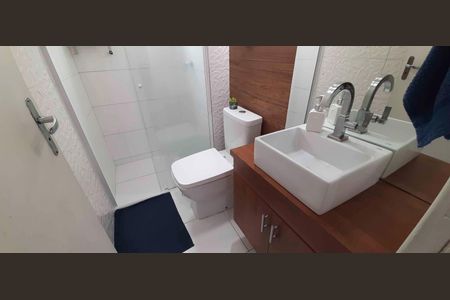 Apartamento à venda com 52m², 2 quartos e 1 vagaBanheiro Social