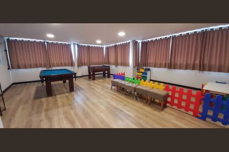 Apartamento à venda com 52m², 2 quartos e 1 vagaÁrea comum