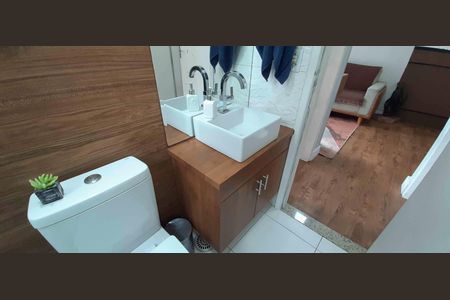 Apartamento à venda com 52m², 2 quartos e 1 vagaBanheiro Social