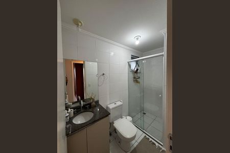 Apartamento à venda com 83m², 3 quartos e 1 vaga Apartamento à venda com 83m², 3 quartos e 1 vagaBanheiro