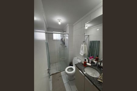 Apartamento à venda com 83m², 3 quartos e 1 vaga Apartamento à venda com 83m², 3 quartos e 1 vagaBanheiro