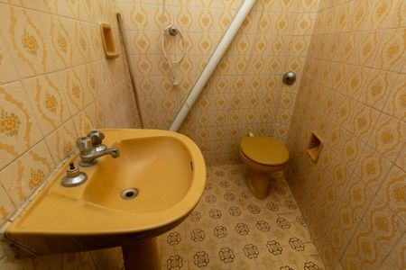 Casa à venda com 230m², 3 quartos e 1 vagaBanheiro 2