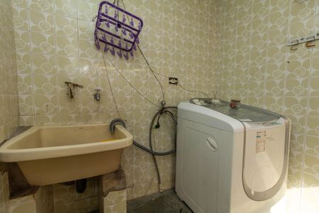 Casa à venda com 230m², 3 quartos e 1 vagaÁrea de Serviço