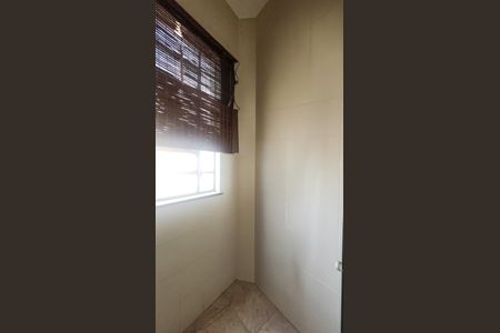 Apartamento para alugar com 82m², 2 quartos e sem vagaBanheiro Social