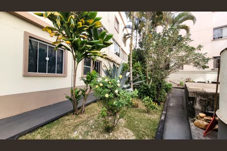 Apartamento para alugar com 82m², 2 quartos e sem vagaÁrea comum