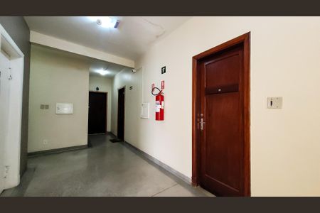 Apartamento para alugar com 82m², 2 quartos e sem vagaHall de entrada