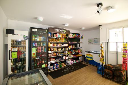 Área comum - Conveniência 24h de apartamento para alugar com 3 quartos, 95m² em Mossunguê, Curitiba