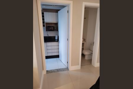 Apartamento para alugar com 95m², 3 quartos e 2 vagasBanheiro