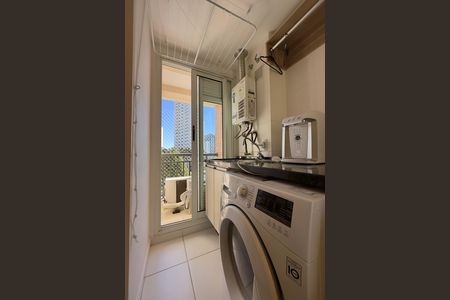 Área de serviço de apartamento para alugar com 3 quartos, 95m² em Mossunguê, Curitiba