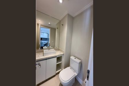 Lavabo de apartamento para alugar com 3 quartos, 95m² em Mossunguê, Curitiba