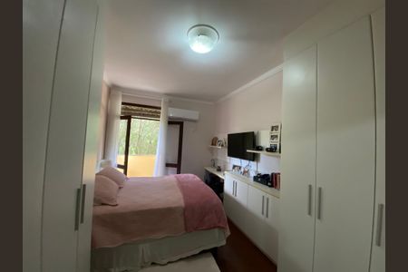 Casa à venda com 360m², 5 quartos e 4 vagas Suite