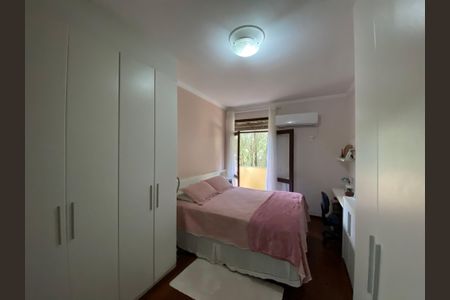 Casa à venda com 360m², 5 quartos e 4 vagas Suite