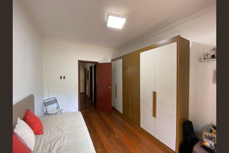 Casa à venda com 360m², 5 quartos e 4 vagasQuarto 3