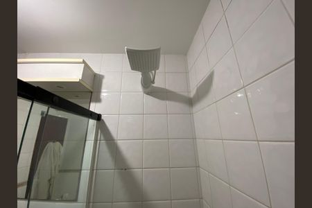 Casa à venda com 360m², 5 quartos e 4 vagasBanheiro 2