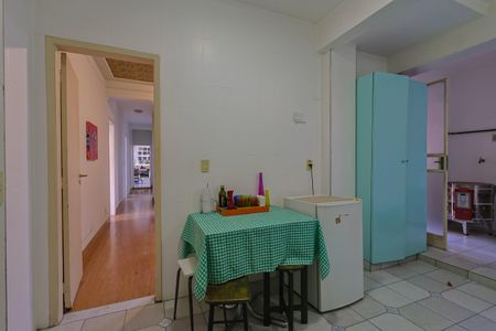 Apartamento à venda com 249m², 4 quartos e sem vaga Apartamento à venda com 249m², 4 quartos e sem vagaCozinha