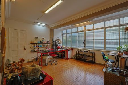 Apartamento à venda com 249m², 4 quartos e sem vaga Apartamento à venda com 249m², 4 quartos e sem vagaSala