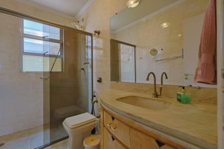 Apartamento à venda com 249m², 4 quartos e sem vaga Apartamento à venda com 249m², 4 quartos e sem vagaBanheiro Social