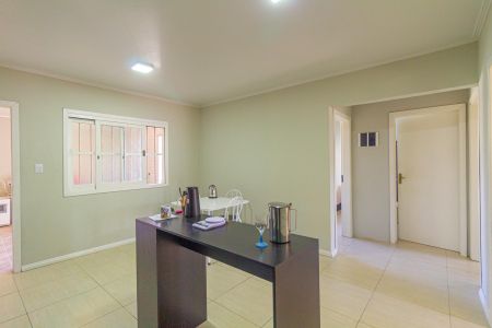Casa à venda com 350m², 5 quartos e 3 vagas Casa à venda com 350m², 5 quartos e 3 vagasSala/Cozinha