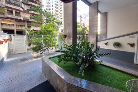 Apartamento à venda com 90m², 2 quartos e 1 vaga Apartamento à venda com 90m², 2 quartos e 1 vagaÁrea comum