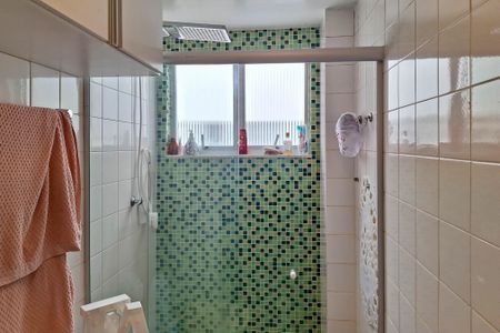 Apartamento à venda com 90m², 2 quartos e 1 vaga Apartamento à venda com 90m², 2 quartos e 1 vagaBanheiro da Suíte 1