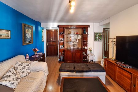 Apartamento à venda com 90m², 2 quartos e 1 vaga Apartamento à venda com 90m², 2 quartos e 1 vagaSala