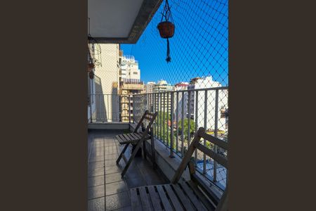 Apartamento à venda com 90m², 2 quartos e 1 vaga Apartamento à venda com 90m², 2 quartos e 1 vagaVaranda da Sala