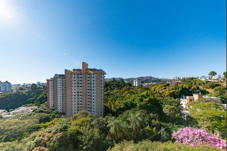 Apartamento à venda com 95m², 2 quartos e 2 vagasSala