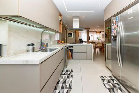 Apartamento à venda com 95m², 2 quartos e 2 vagasCozinha