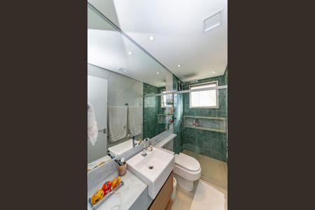 Apartamento à venda com 95m², 2 quartos e 2 vagasBanheiro da Suíte 1