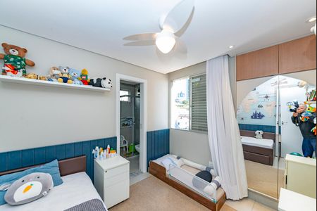 Apartamento à venda com 95m², 2 quartos e 2 vagasSuíte 2