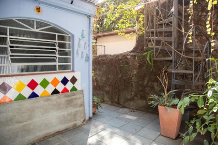 Casa à venda com 130m², 4 quartos e 2 vagasQuintal
