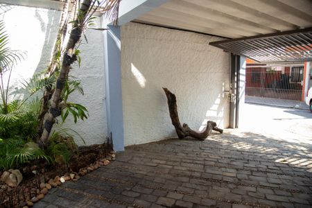 Casa à venda com 130m², 4 quartos e 2 vagasGaragem