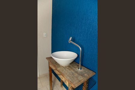 Casa à venda com 130m², 4 quartos e 2 vagasLavabo