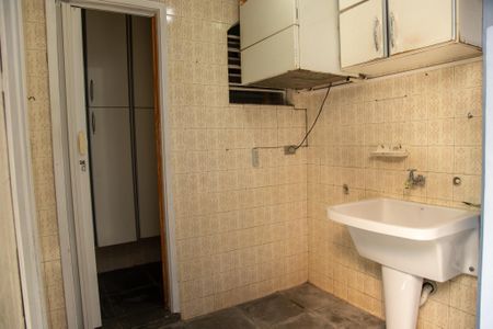 Casa à venda com 130m², 4 quartos e 2 vagasÁrea de Serviço