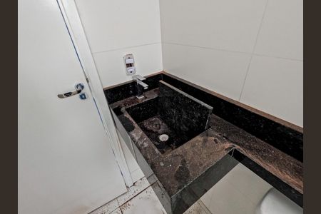 Apartamento à venda com 63m², 2 quartos e 1 vagaBanheiro da Suíte