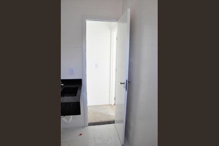 Apartamento à venda com 59m², 2 quartos e 1 vagaBanheiro Social